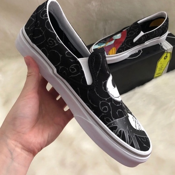 SOLD ‼️ Disney nightmare before Christmas vans - Picture 7 of 11